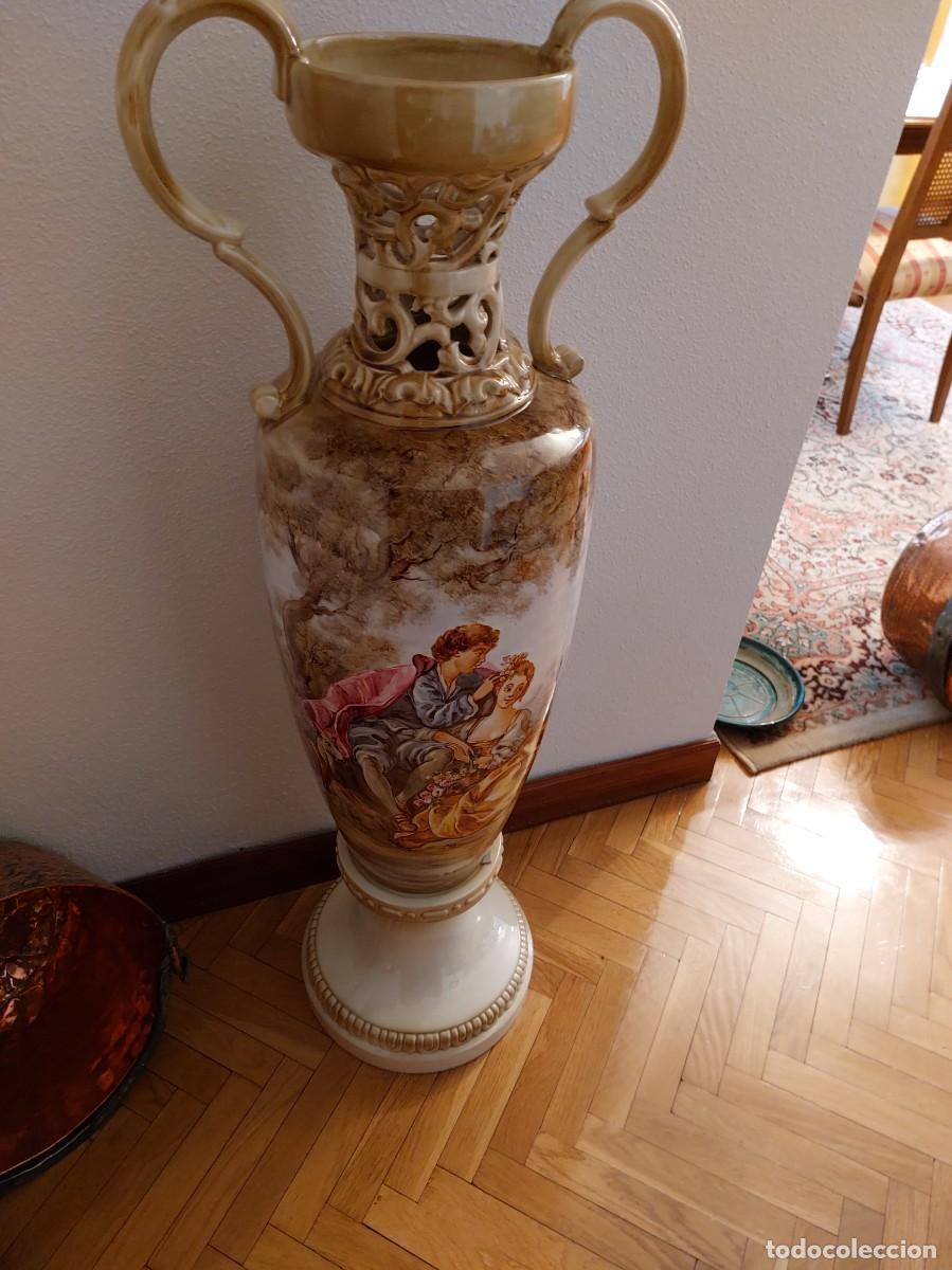 Antig&uuml;edades: Jarr&oacute;n de Manises, con filigrana - Foto 1