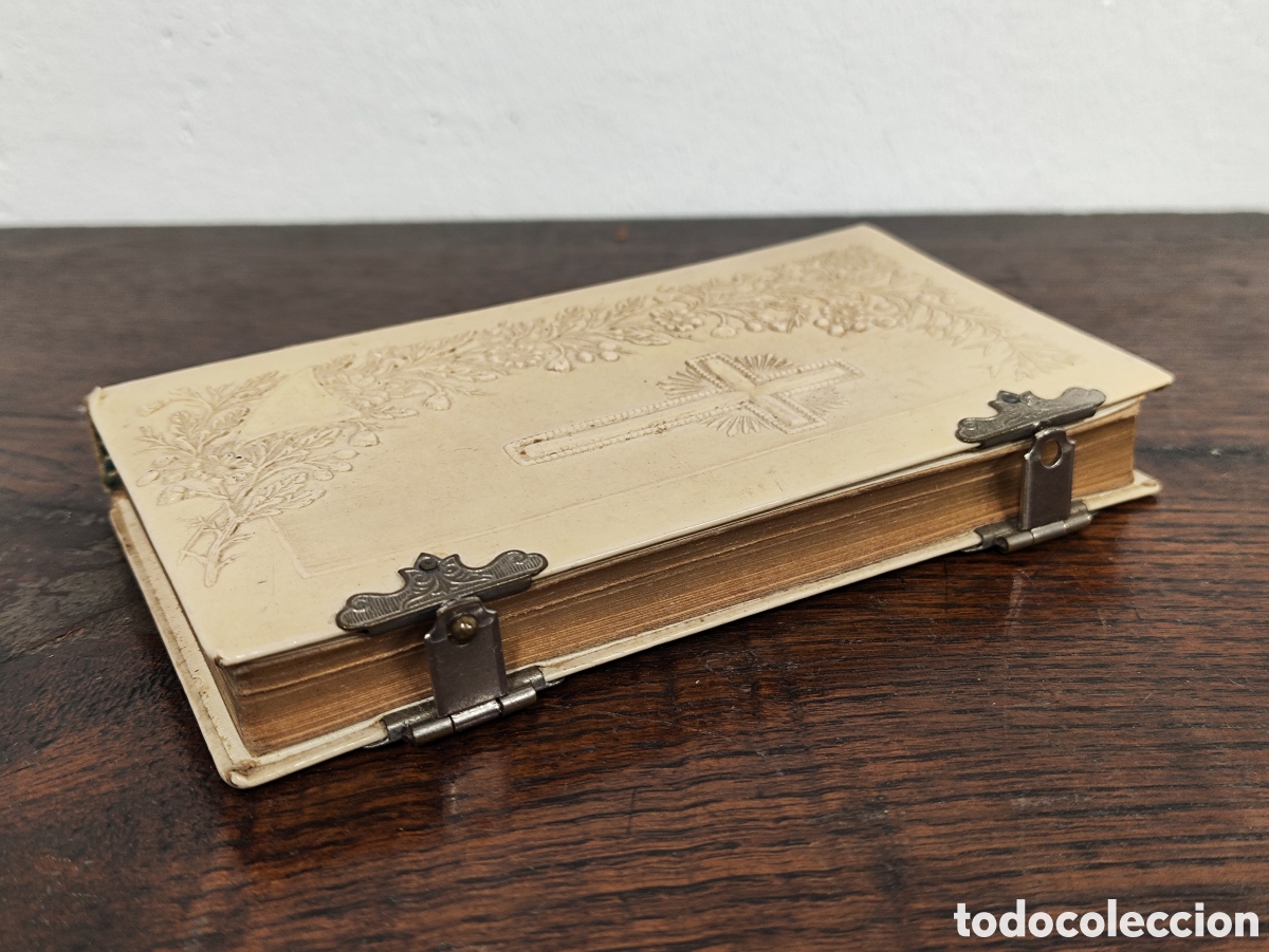 Antig&uuml;edades: CONJUNTO DE 3 MISALES DE MATERIALES DISTINTOS - Foto 3
