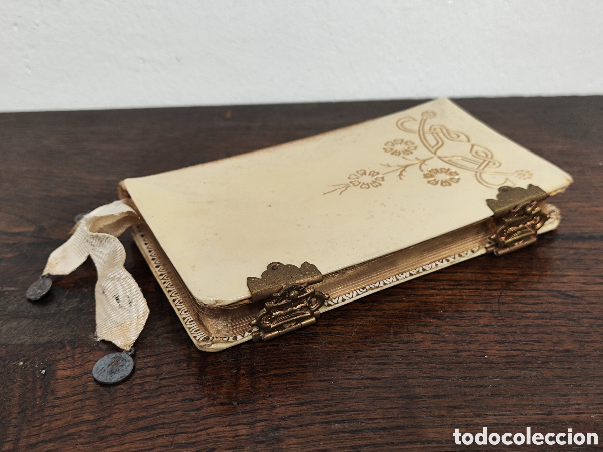 Antig&uuml;edades: CONJUNTO DE 3 MISALES DE MATERIALES DISTINTOS - Foto 9