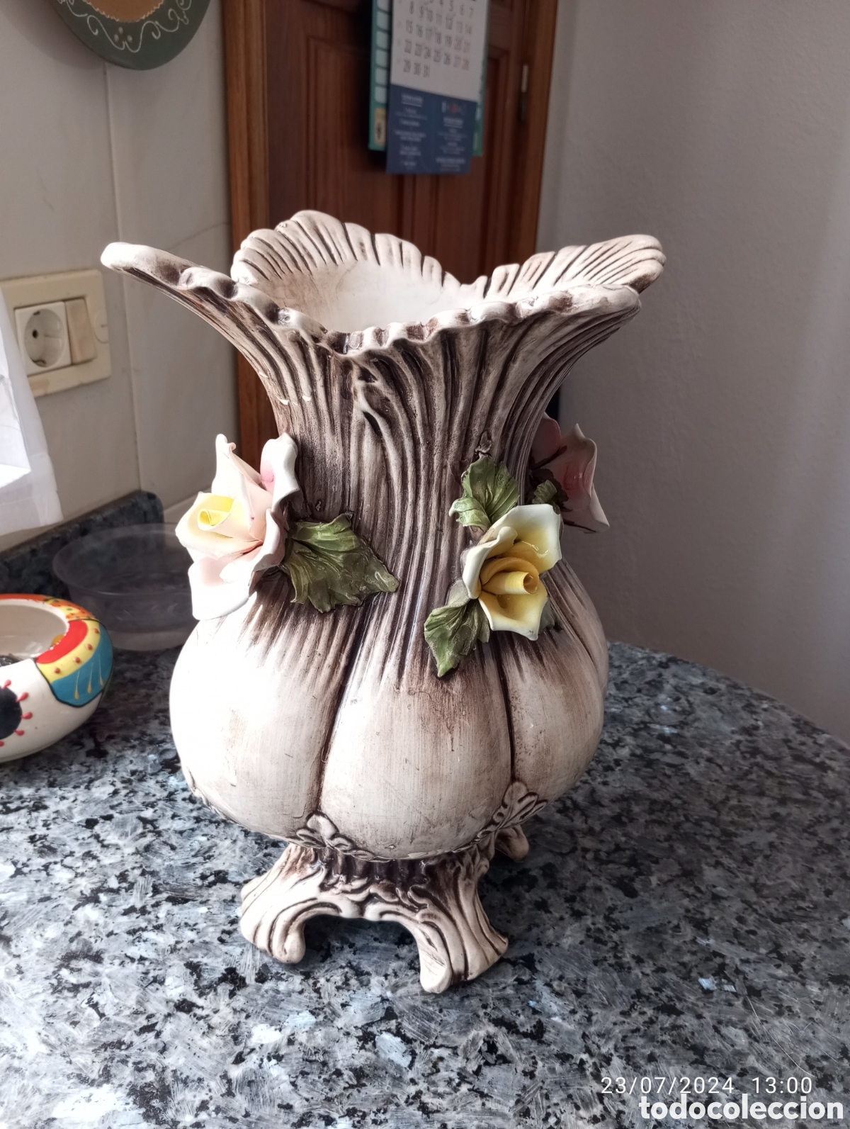 Antig&uuml;edades: Jarr&oacute;n porcelana Capodimonte - Foto 1