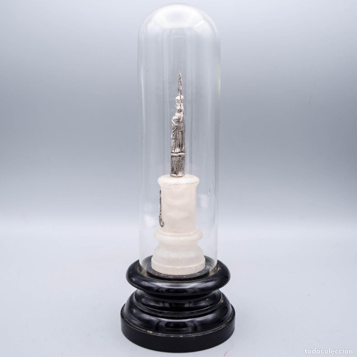 Antig&uuml;edades: Virgen de plata con c&uacute;pula de cristal - Foto 9