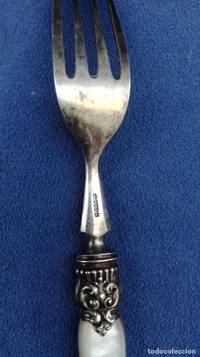 Antig&uuml;edades: TENEDOR PLATA CON CONTRASTES Y NACAR1 - Foto 3