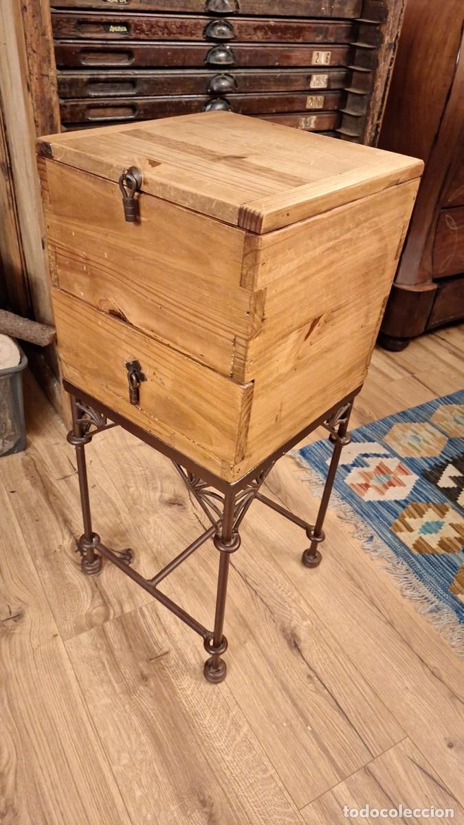 Antig&uuml;edades: Antiguo Mueble Costurero Madera y Forja - Foto 2