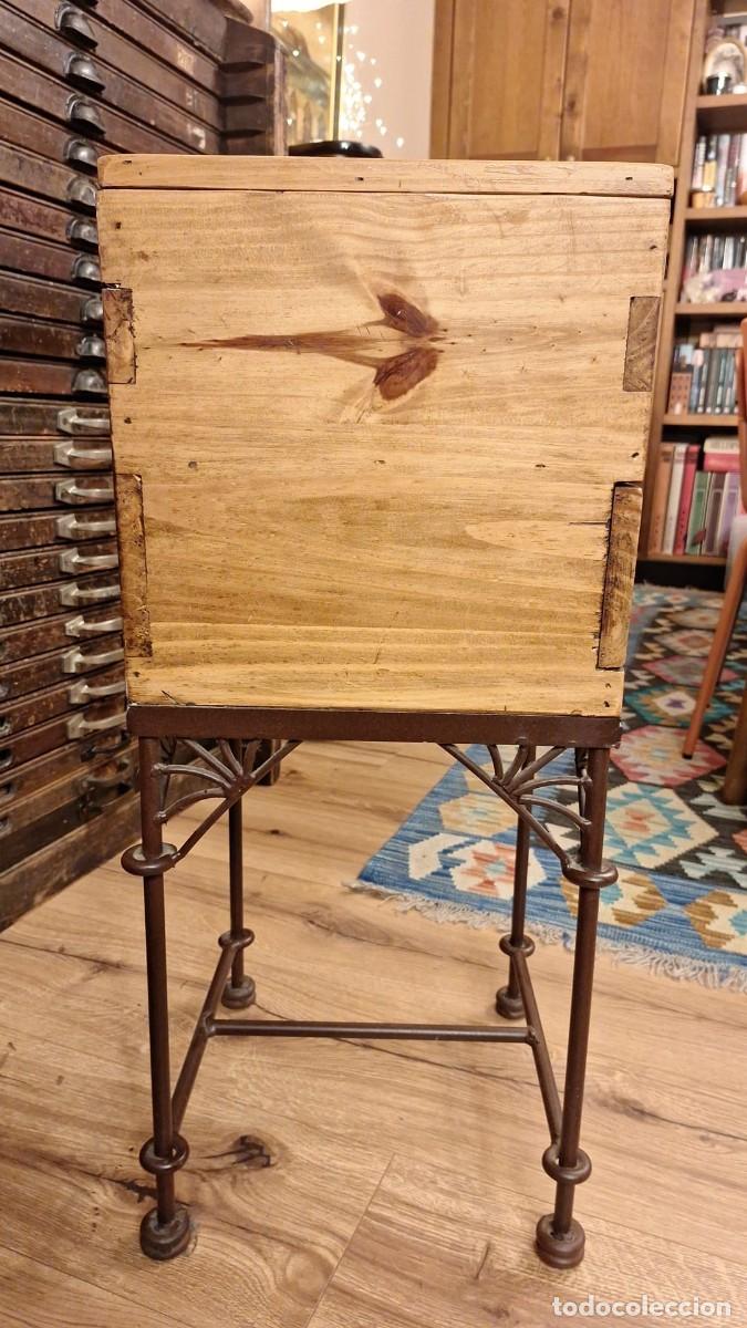 Antig&uuml;edades: Antiguo Mueble Costurero Madera y Forja - Foto 8