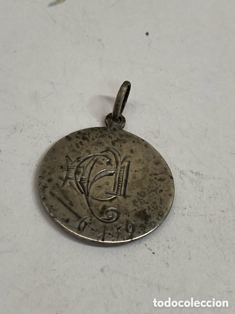 Antig&uuml;edades: Medalla de plata religiosa C379 - Foto 2
