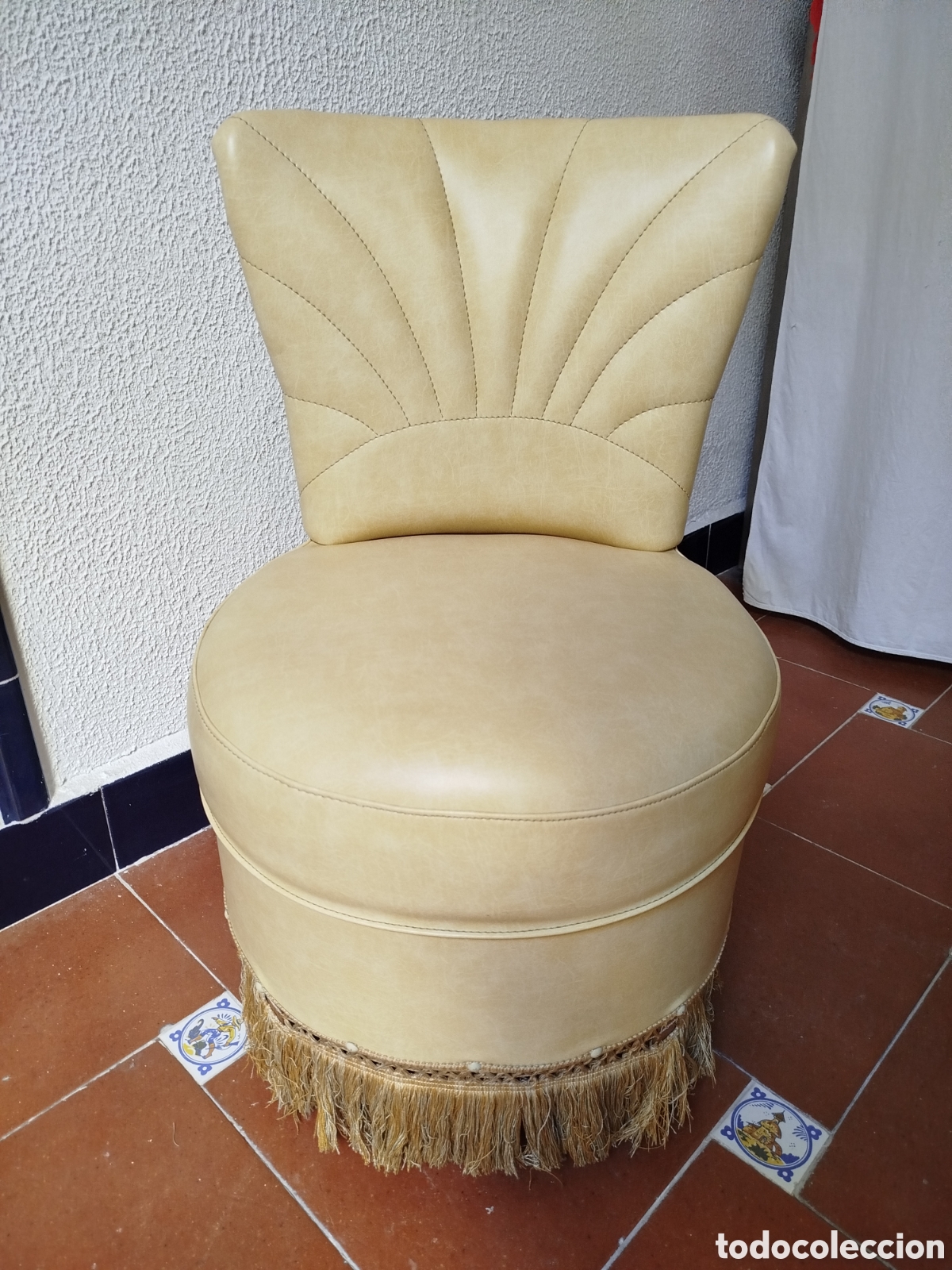 Antig&uuml;edades: Sill&oacute;n butaca descalzador - Foto 1