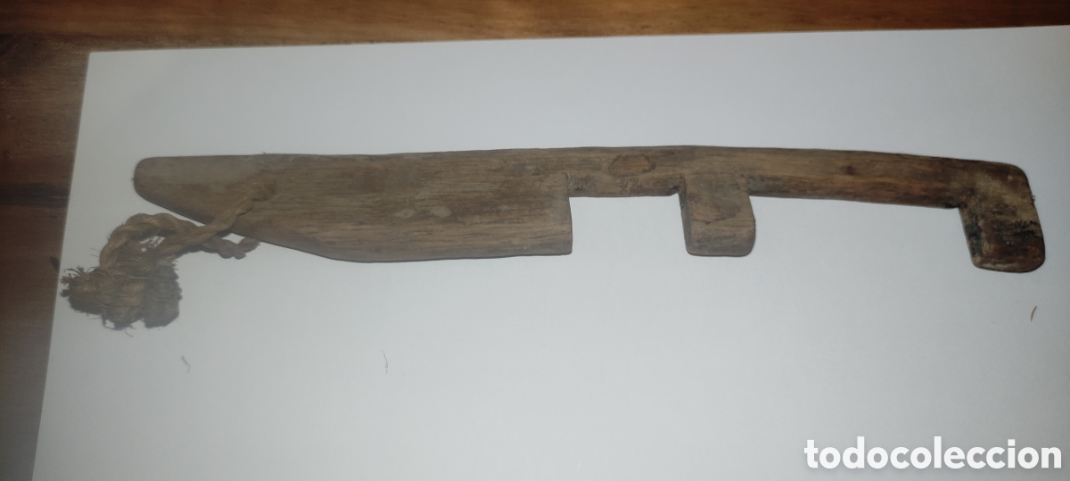 Antig&uuml;edades: Antigua llave de madera - Foto 5