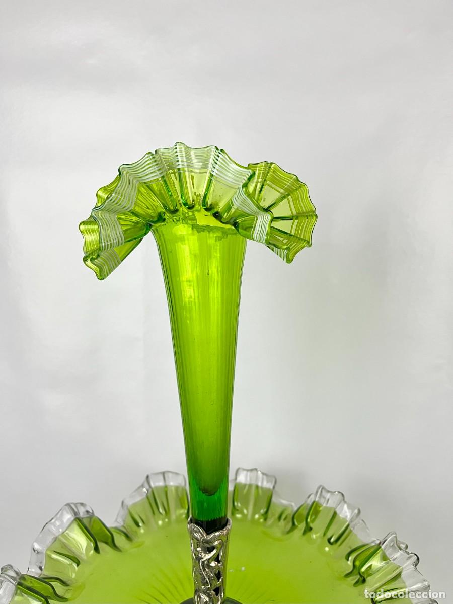 Antig&uuml;edades: Jarron verde de cristal - Foto 3