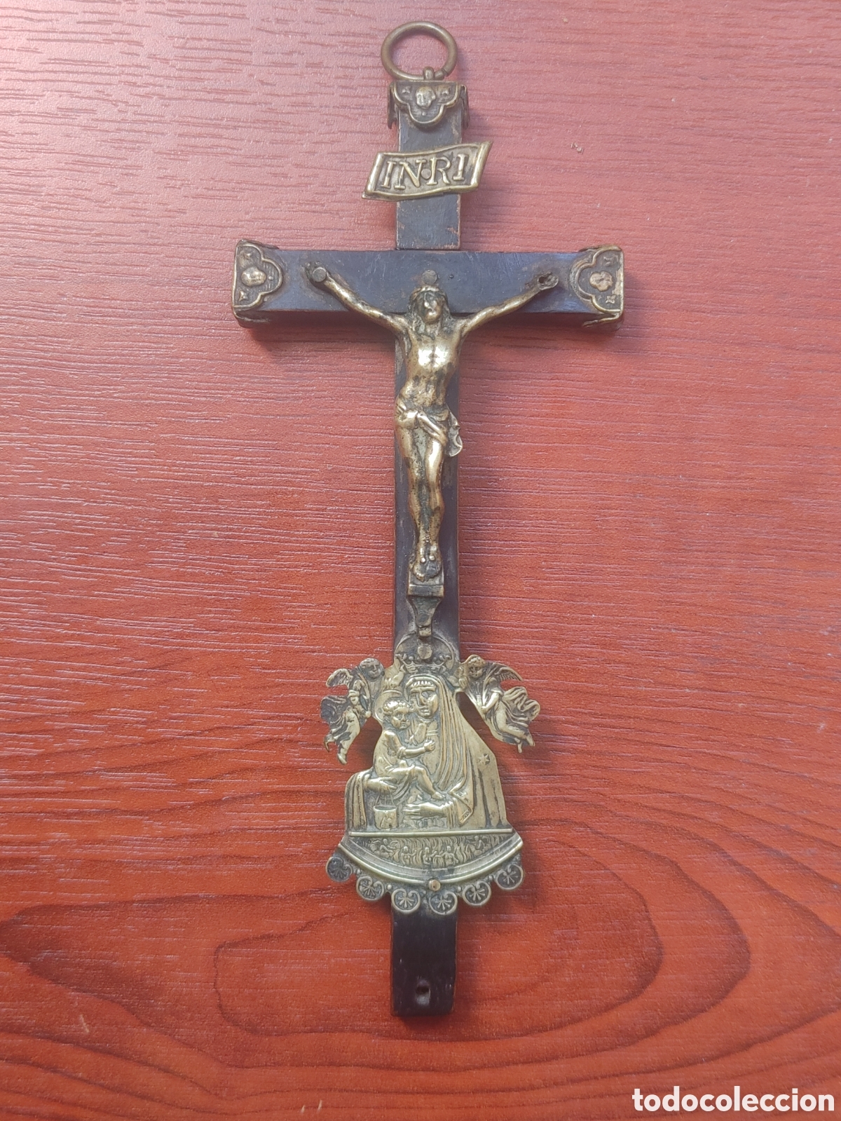 Antig&uuml;edades: Cristo en bronce, con Cruz de madera. S. XIX. - Foto 1