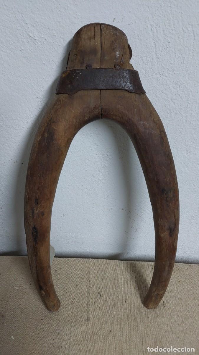 Antig&uuml;edades: Antiguo horcate Madera encina - Foto 2