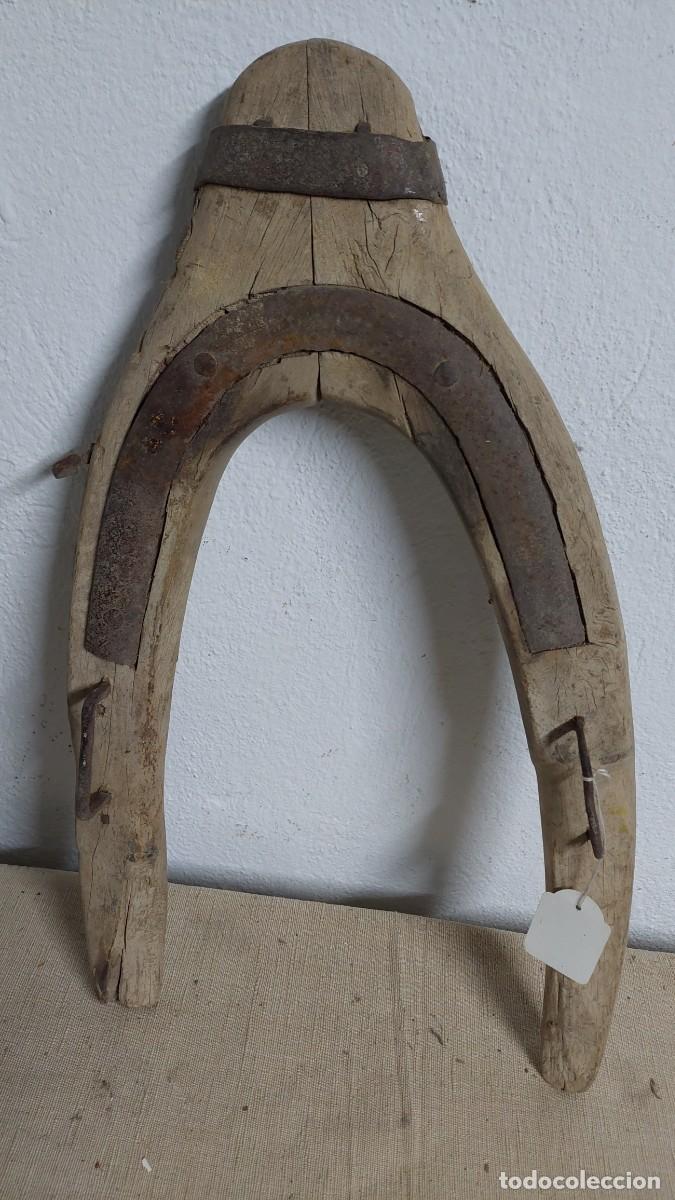 Antig&uuml;edades: Antiguo horcate Madera encina - Foto 1