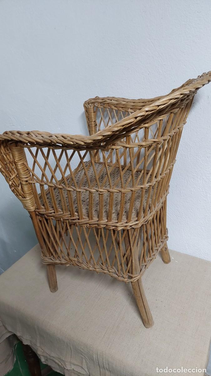 Antig&uuml;edades: Antigua silla sill&oacute;n de peque de mimbre - Foto 3