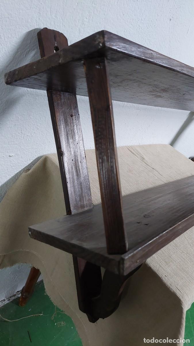 Antig&uuml;edades: Antigua estanteria de madera - Foto 3