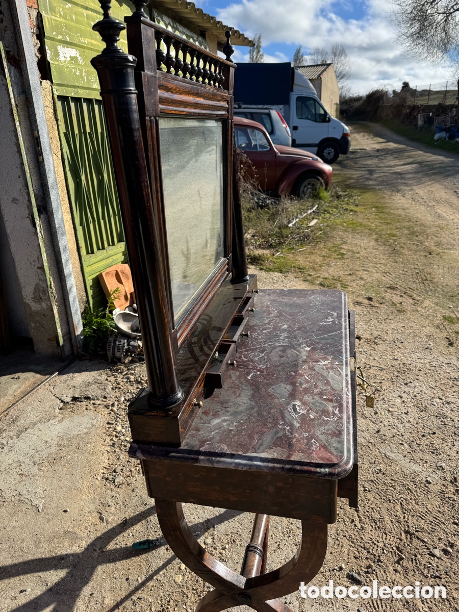 Antig&uuml;edades: Bonito tocador con espejo - Foto 11