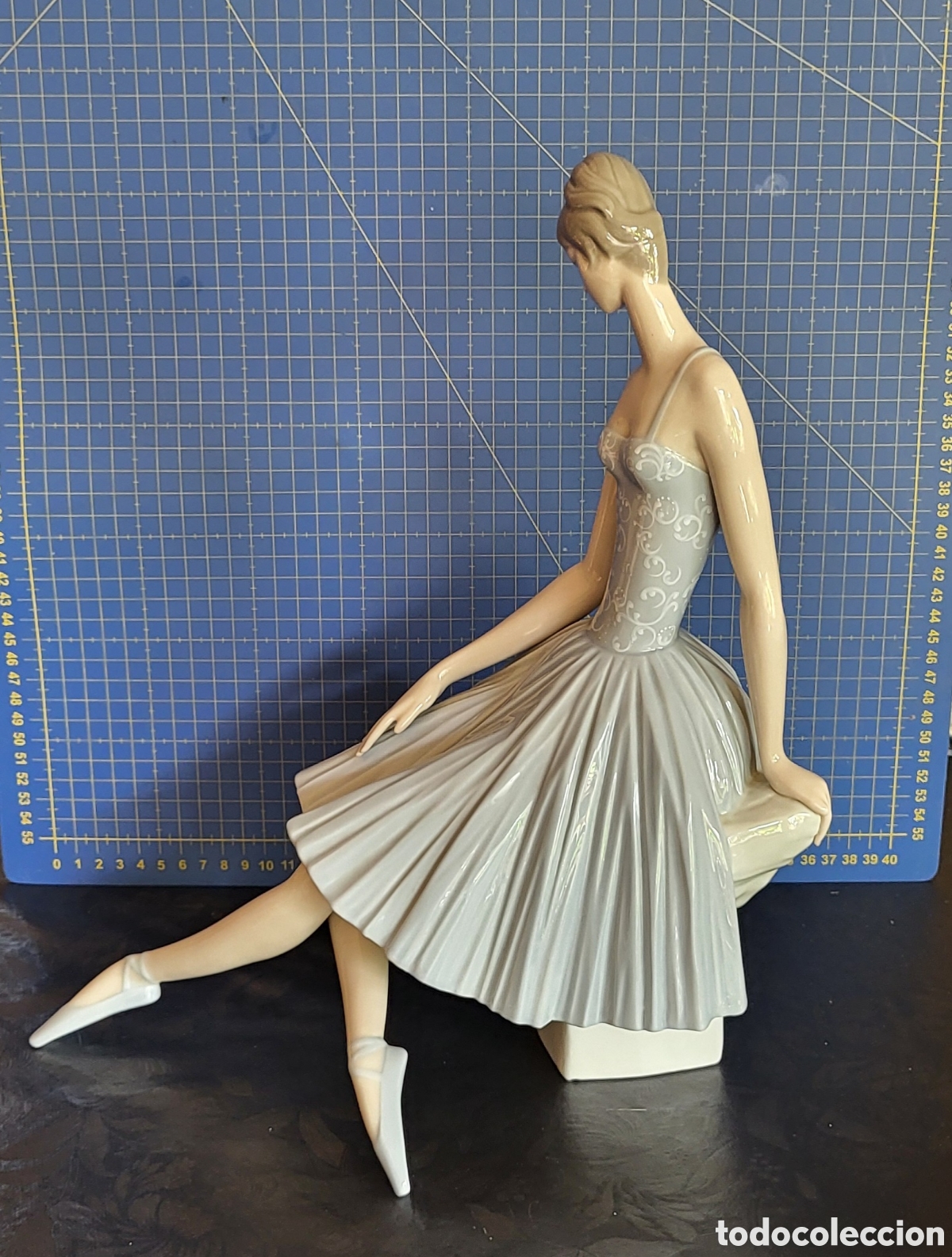 Antig&uuml;edades: Bailarina Lladr&oacute; (a&ntilde;os 90) - Foto 2