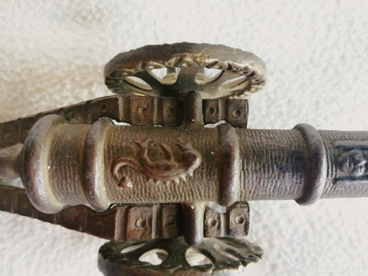 Antig&uuml;edades: FIGURA DE CA&Ntilde;&Oacute;N EN BRONCE - Foto 9