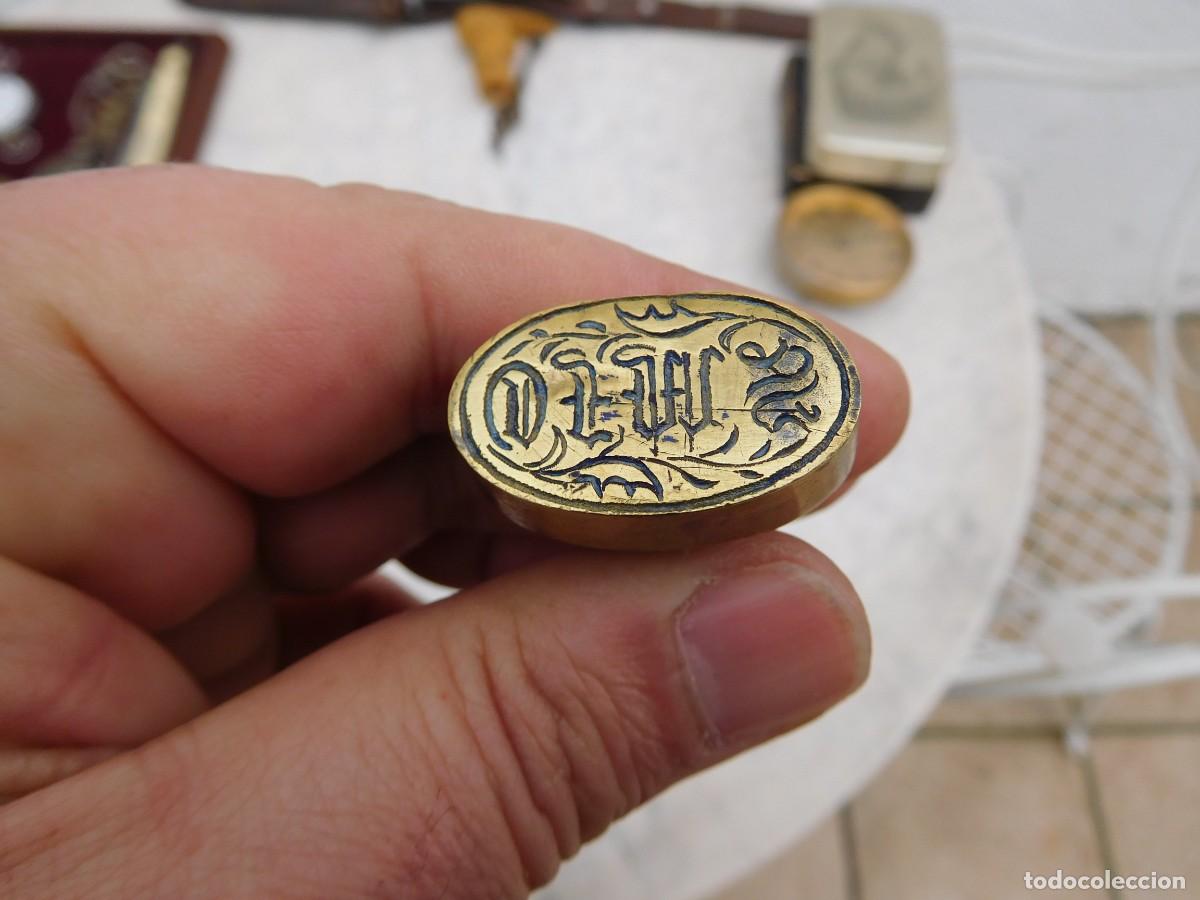 Antig&uuml;edades: Tamp&oacute;n antiguo de madera y bronce - Foto 6