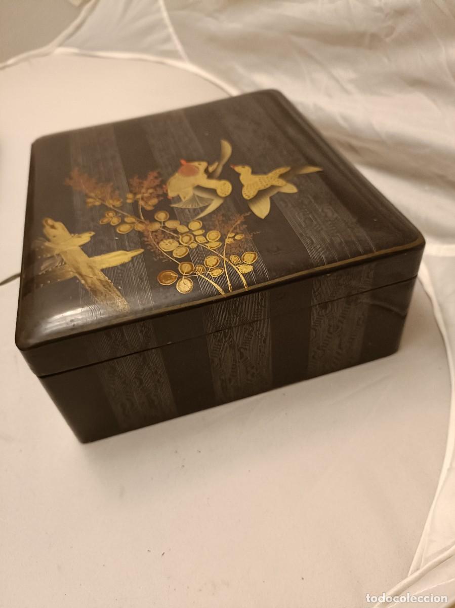 Antig&uuml;edades: Caja decorada a mano - Foto 4