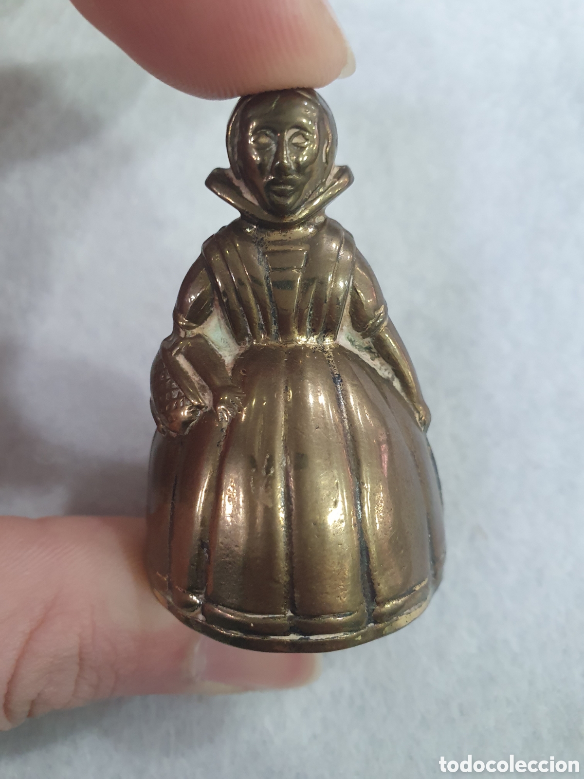 Antig&uuml;edades: Campana Menina de bronce. (L116) - Foto 1