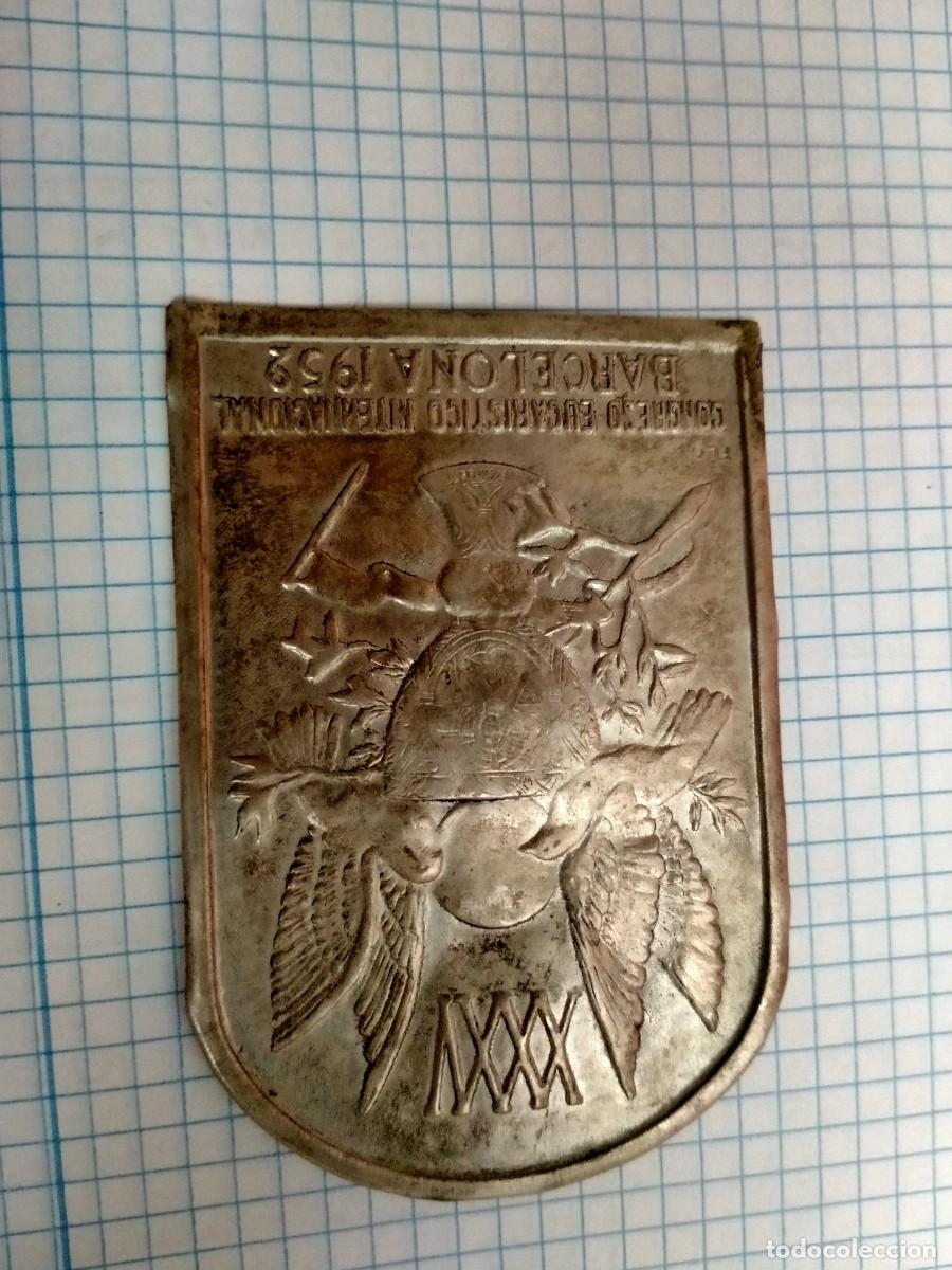 Antiquit&auml;ten: broche o chapa congrso eucaristico-barcelona 1952