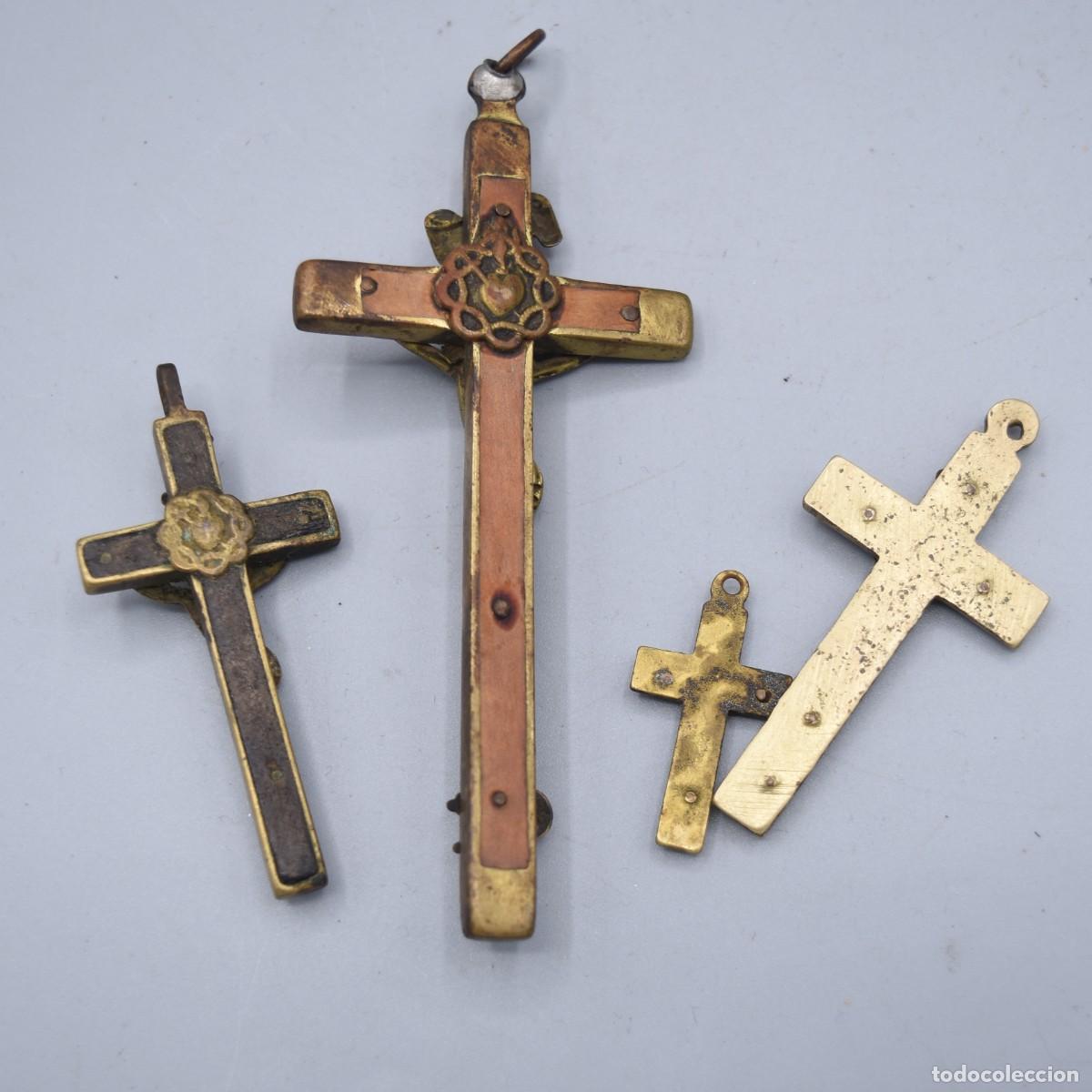 Antig&uuml;edades: Crucifijos antiguos de bronce y madera - Foto 3