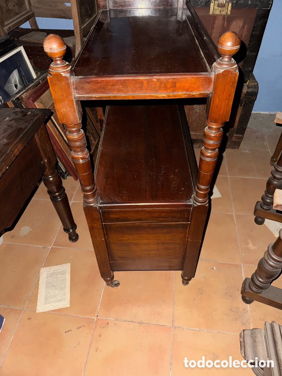 Antig&uuml;edades: Ayuda de aparador en madera - Foto 4