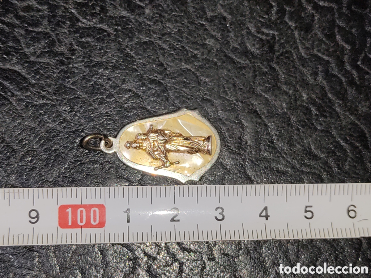 Antig&uuml;edades: Medalla de la virgen Maria nacarada. - Foto 2