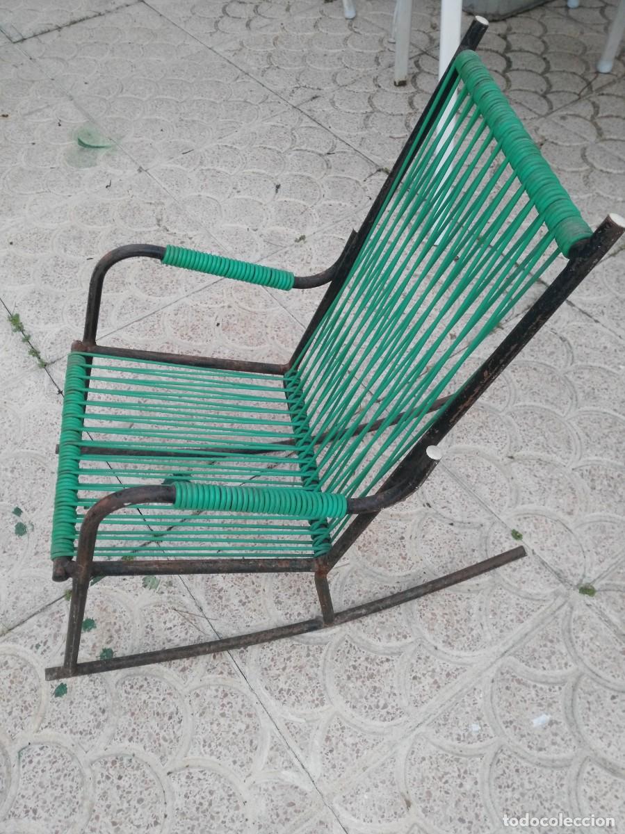 Antig&uuml;edades: MECEDORA INFANTIL DE HIERRO - Foto 3