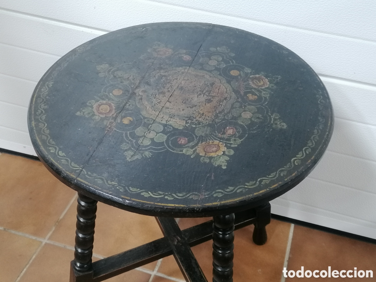 Antig&uuml;edades: Mesa auxiliar antigua - Foto 5