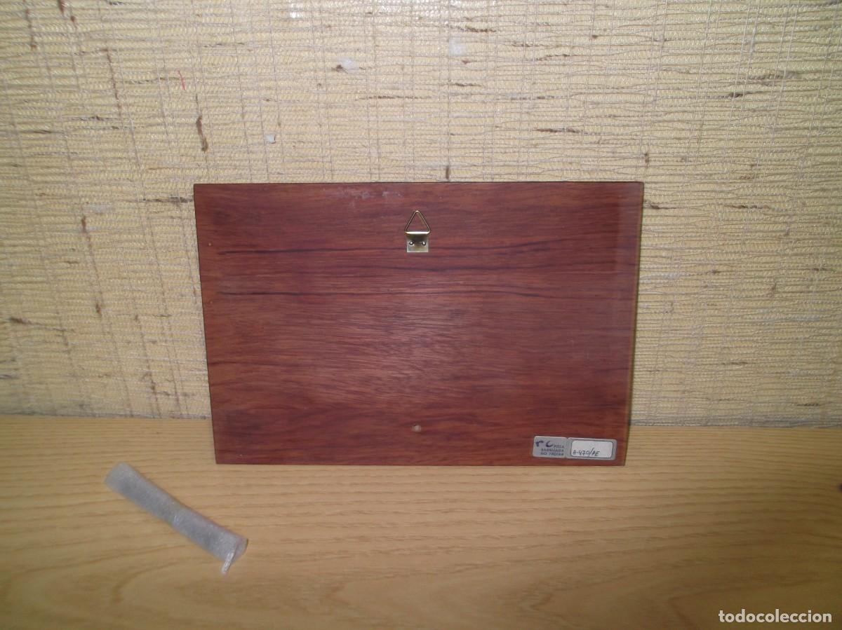 Antig&uuml;edades: Placa conmemorativa de alpaca con base de madera.RC - Foto 4
