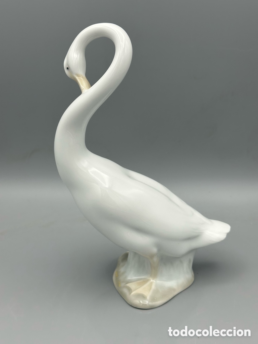 Antig&uuml;edades: REF: PP132A &ldquo;CISNE CUELLO TORCIDO&rdquo; LLADR&Oacute; - Foto 1