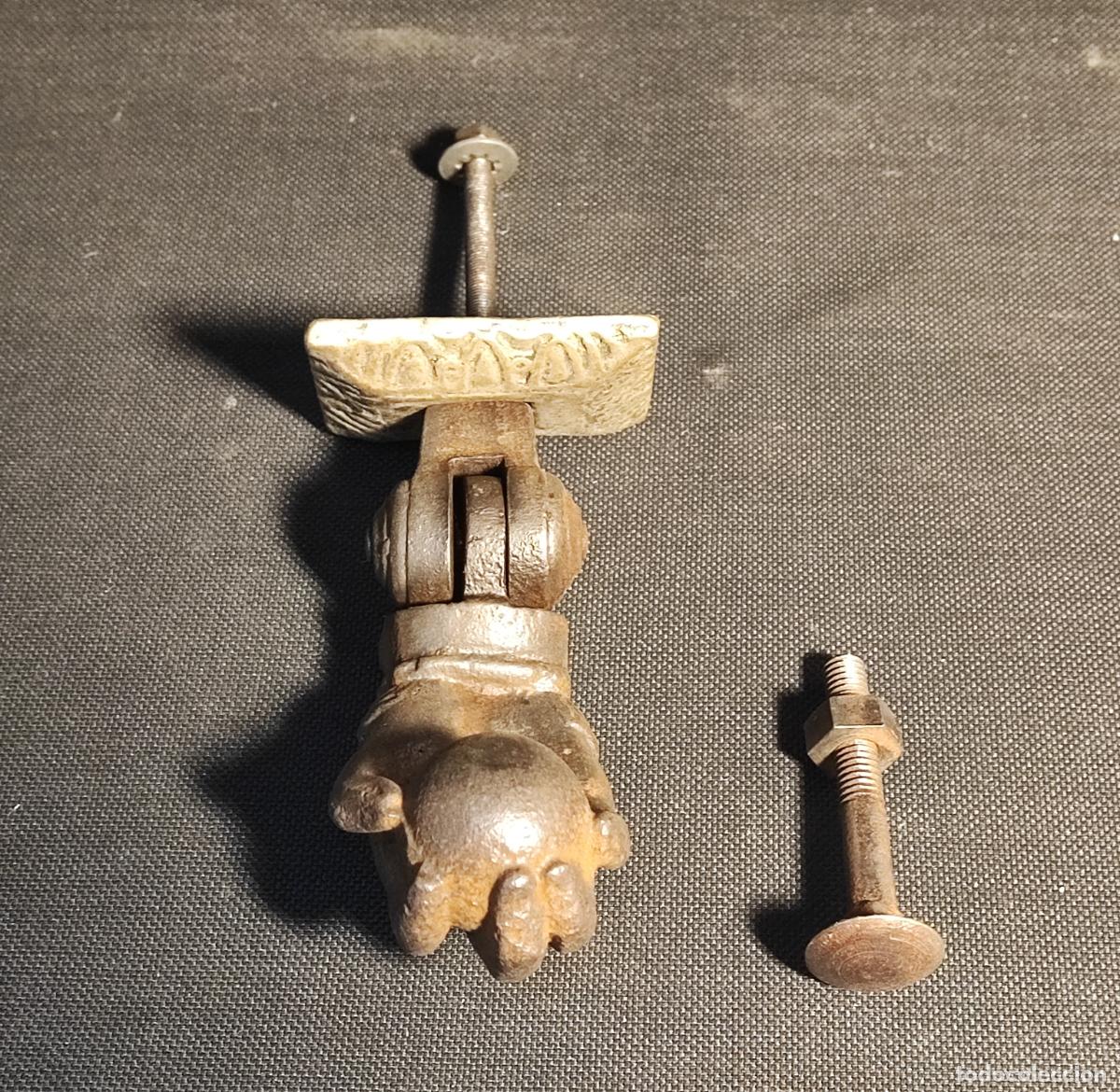 Antig&uuml;edades: PICAPORTE, ALDABA, MANO DE HIERRO ,COMPLETO - Foto 2