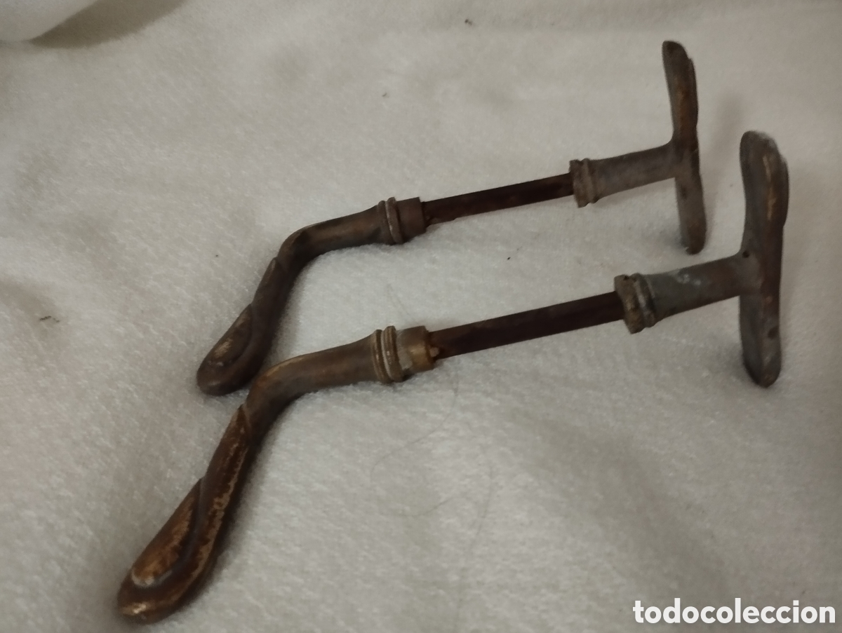 Antig&uuml;edades: Antiguas Manivelas y percha bronce. - Foto 16