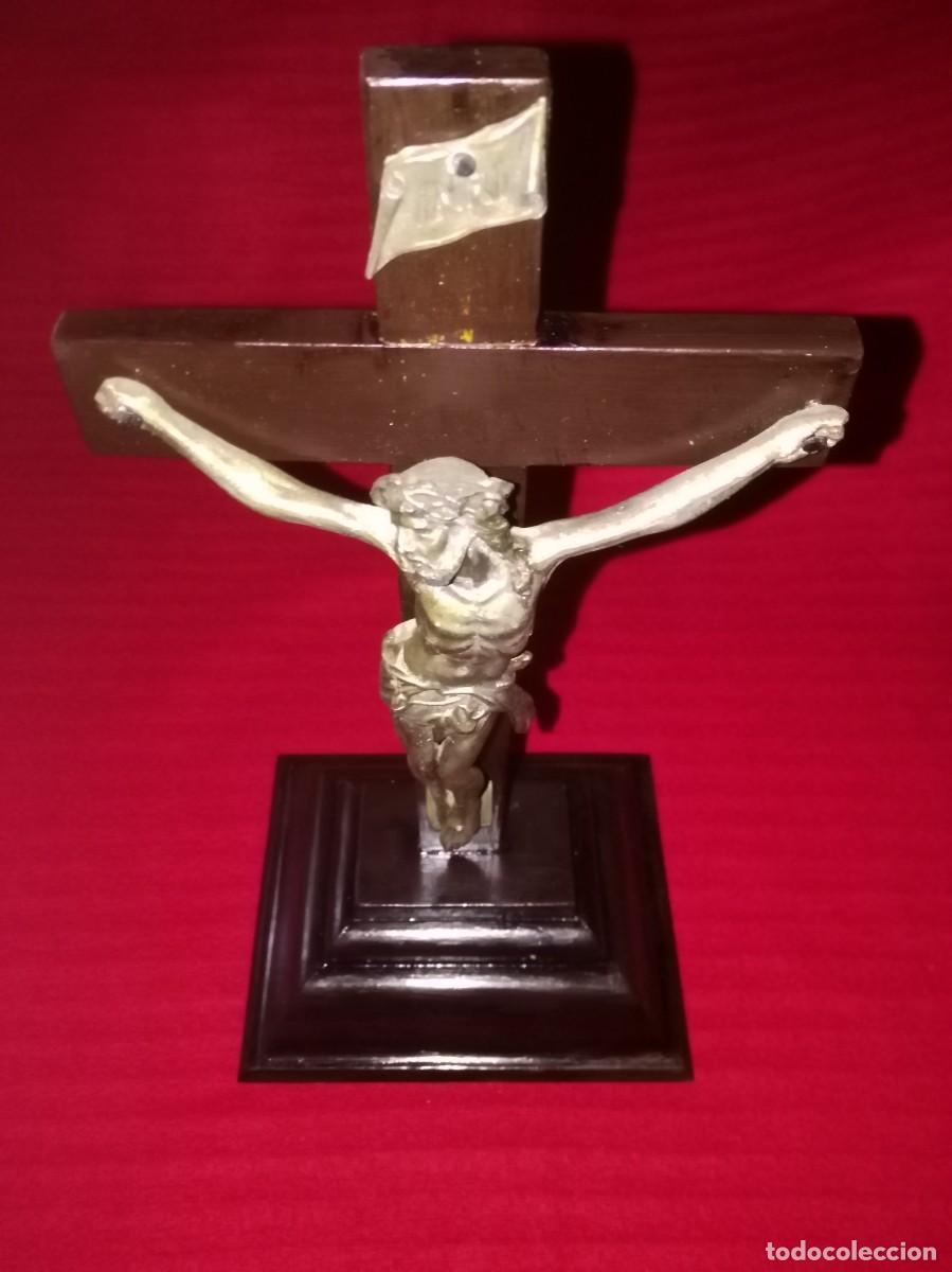 Antig&uuml;edades: Crucifijo de sobremesa - Foto 2