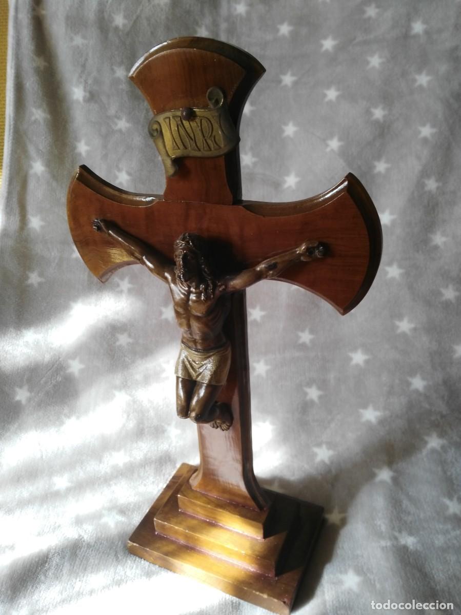 Antig&uuml;edades: Crucifijo de sobremesa - Foto 3