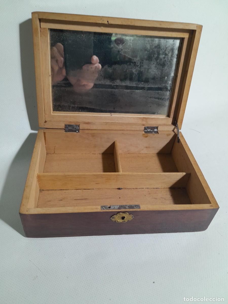 Antig&uuml;edades: caja de madera antigua- - Foto 3