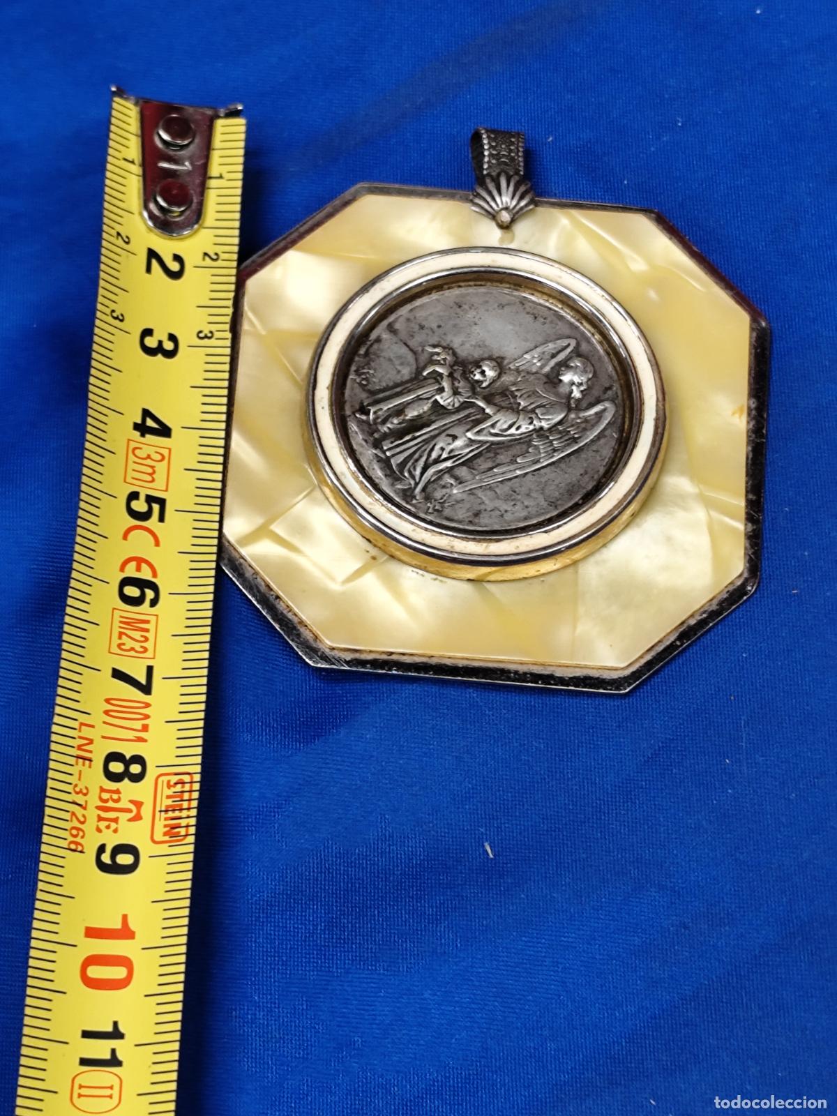 Antig&uuml;edades: Medalla de cuna, angel de la guarda. - Foto 6