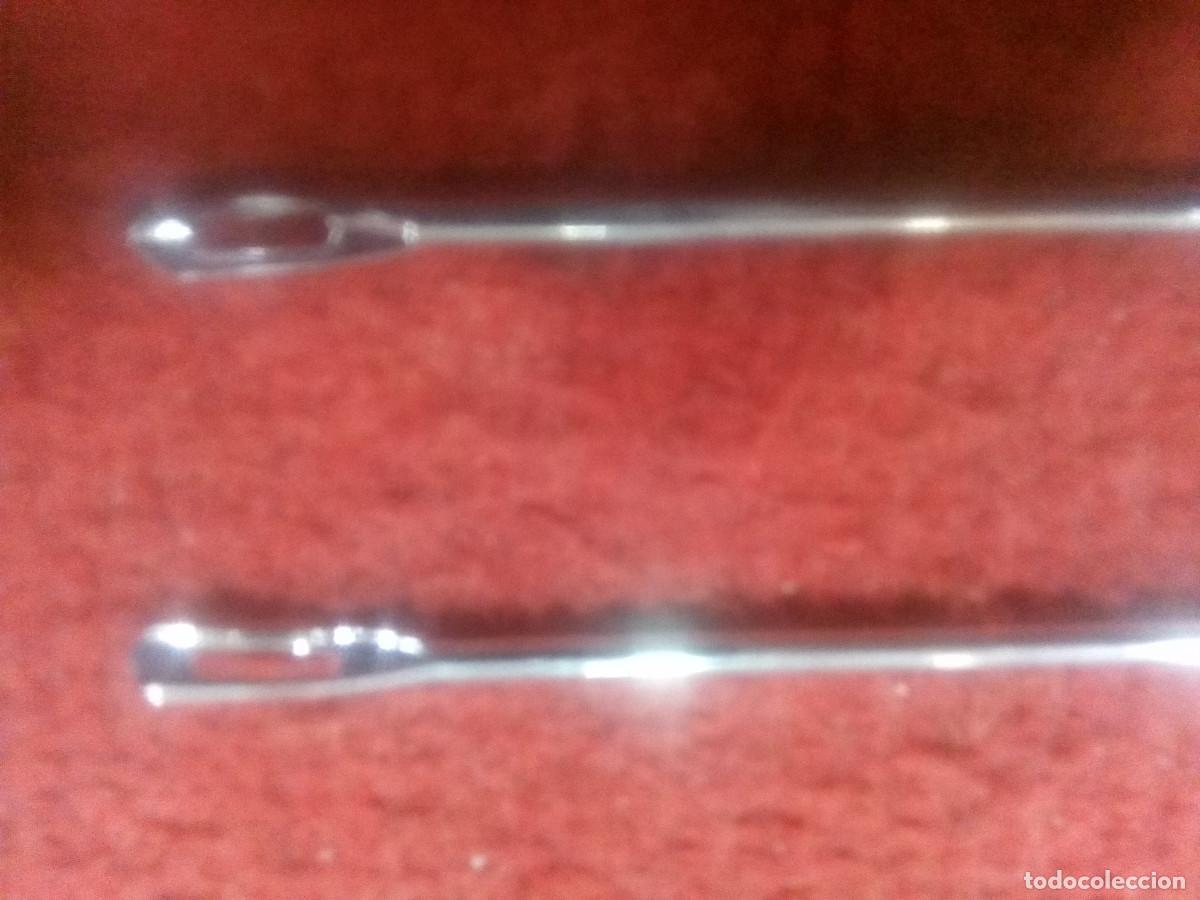 Antig&uuml;edades: AGUJAS SAQUERAS DE TAPICERO - Foto 2