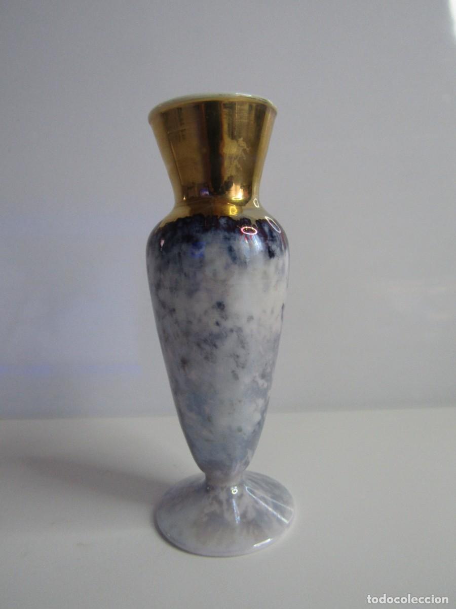 Antig&uuml;edades: PRECIOSO JARRON DE OPALINA EN MINIATURA DE 12 CM