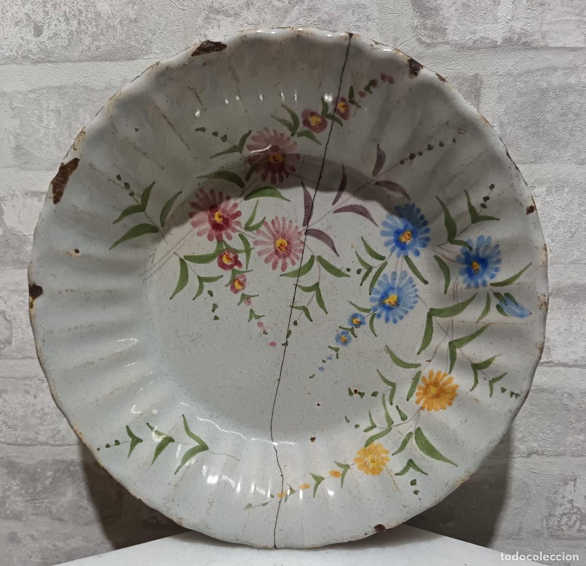 Antig&uuml;edades: PLATO ANTIGUO DE MANISES DE 29 CMS. DE DIAMETRO - Foto 1