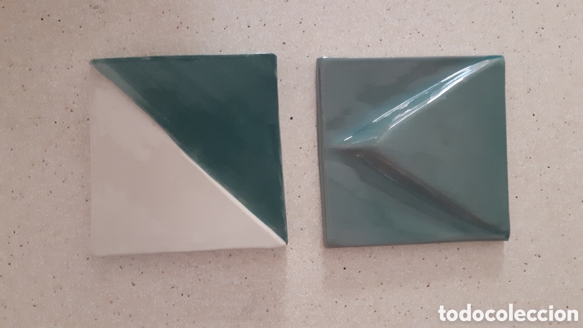 Antig&uuml;edades: Azulejos de dise&ntilde;o con relieves - Foto 1