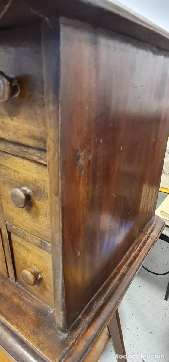 Antig&uuml;edades: Mueble de boticario o especiero en madera de teca - Foto 10