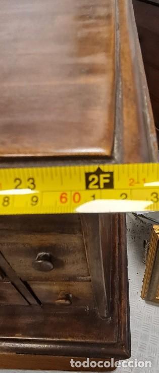 Antig&uuml;edades: Mueble de boticario o especiero en madera de teca - Foto 11