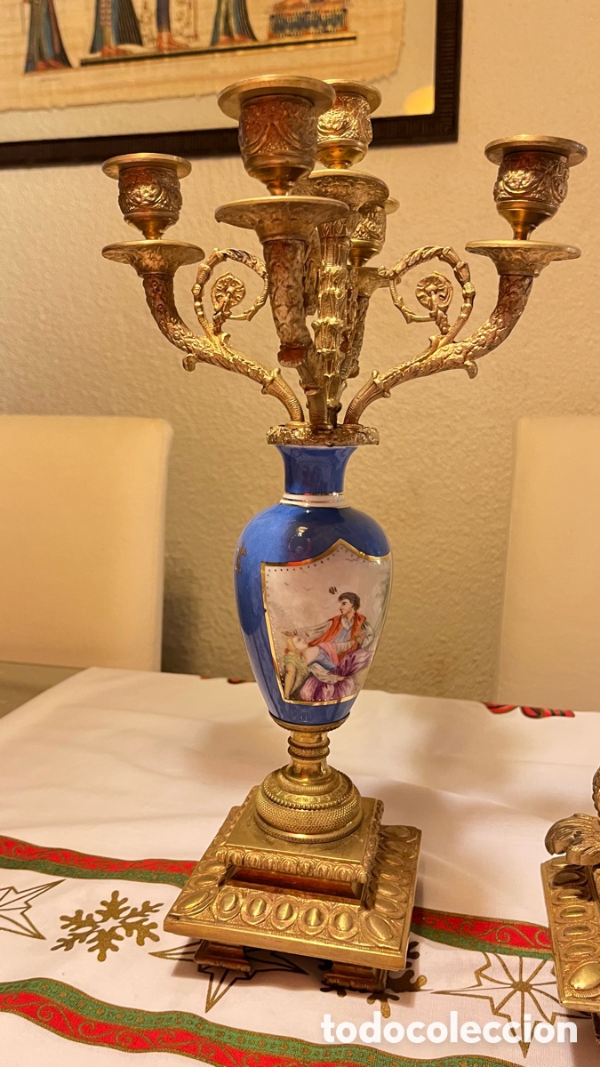 Antig&uuml;edades: Guarnici&oacute;n de reloj y candelabros bronce - Foto 5
