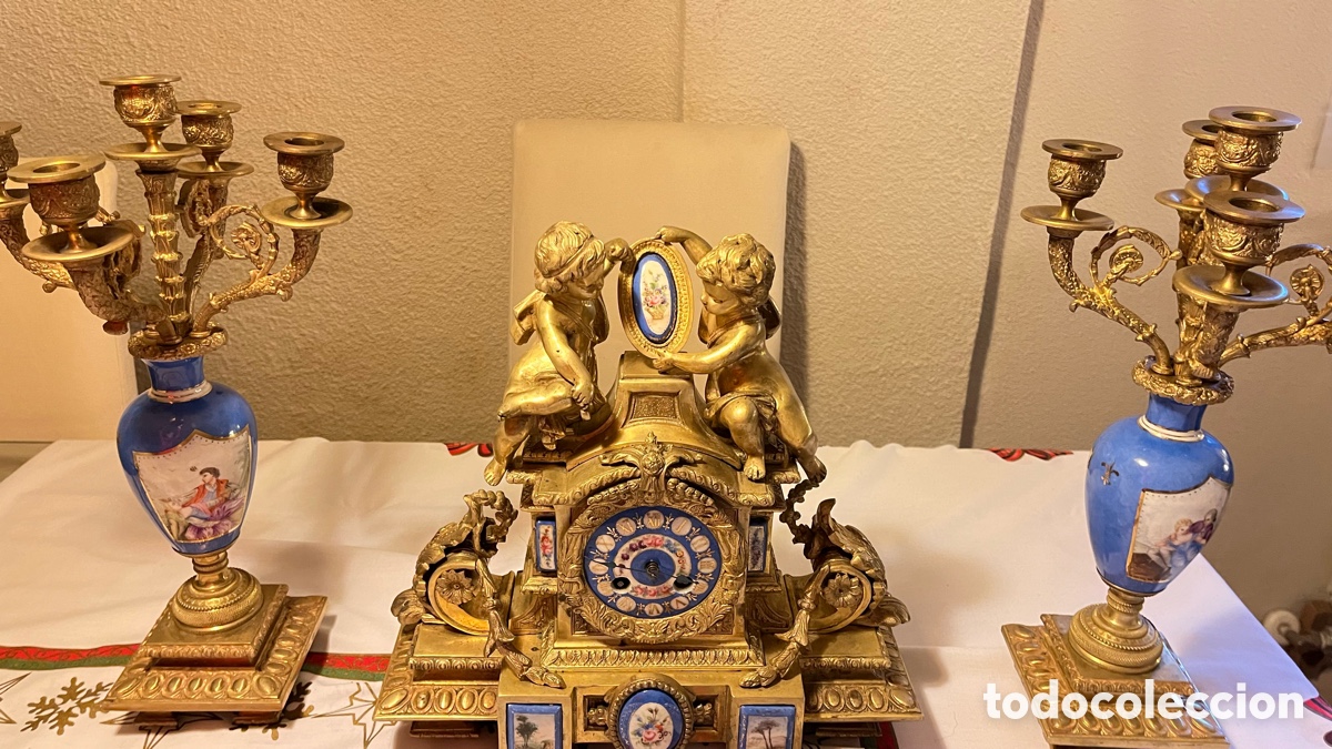 Antig&uuml;edades: Guarnici&oacute;n de reloj y candelabros bronce - Foto 11