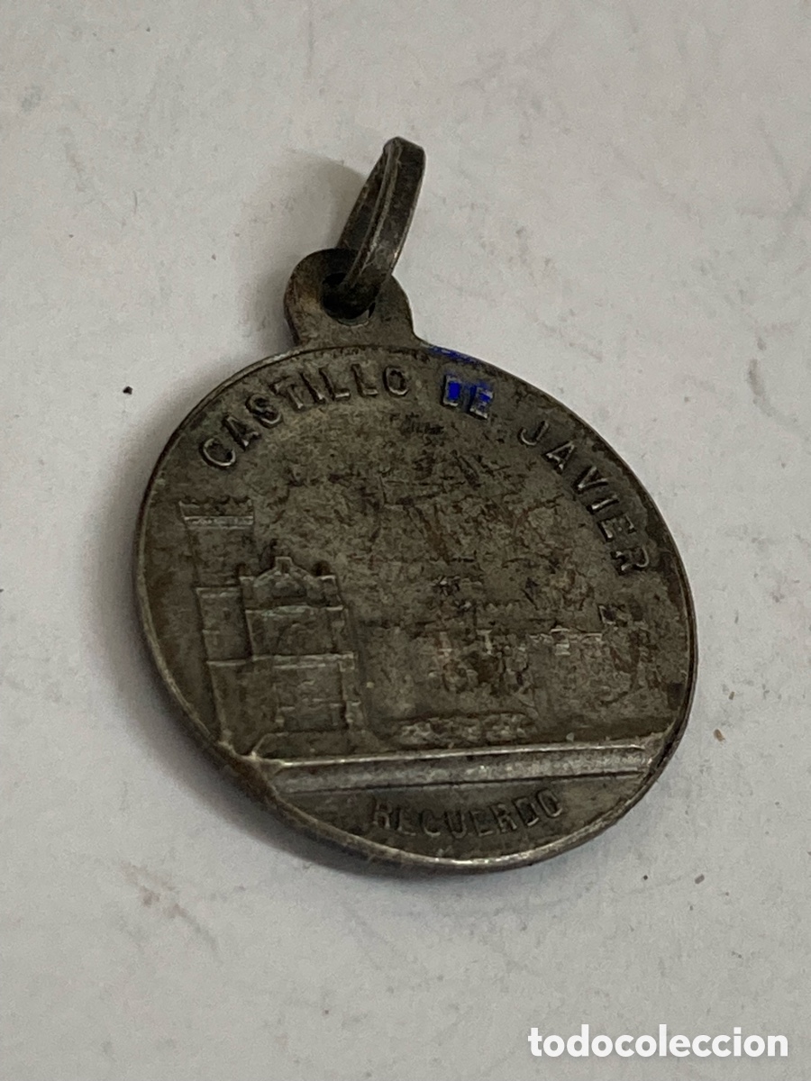 Antig&uuml;edades: Medalla de metal religioso C398 - Foto 2