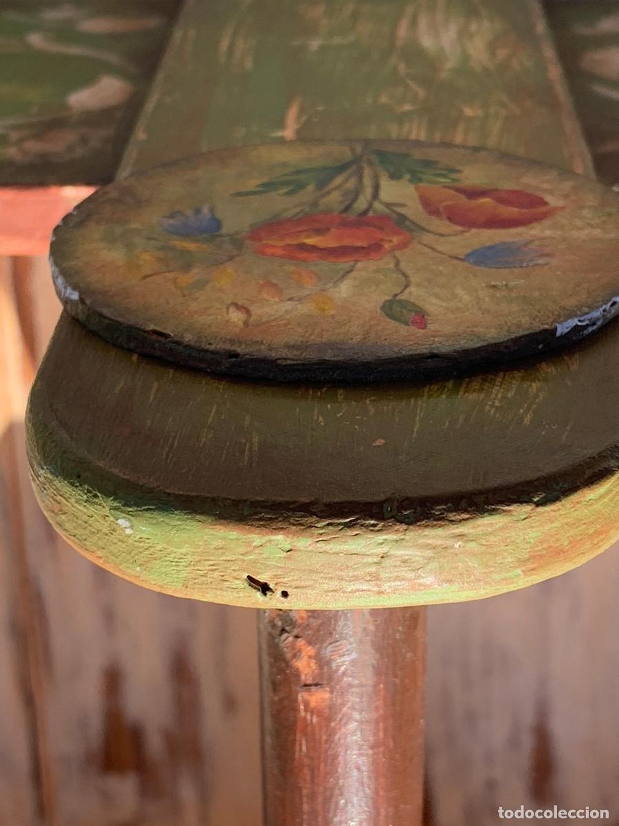 Antig&uuml;edades: Antiguo costurero de madera restaurado - Foto 3