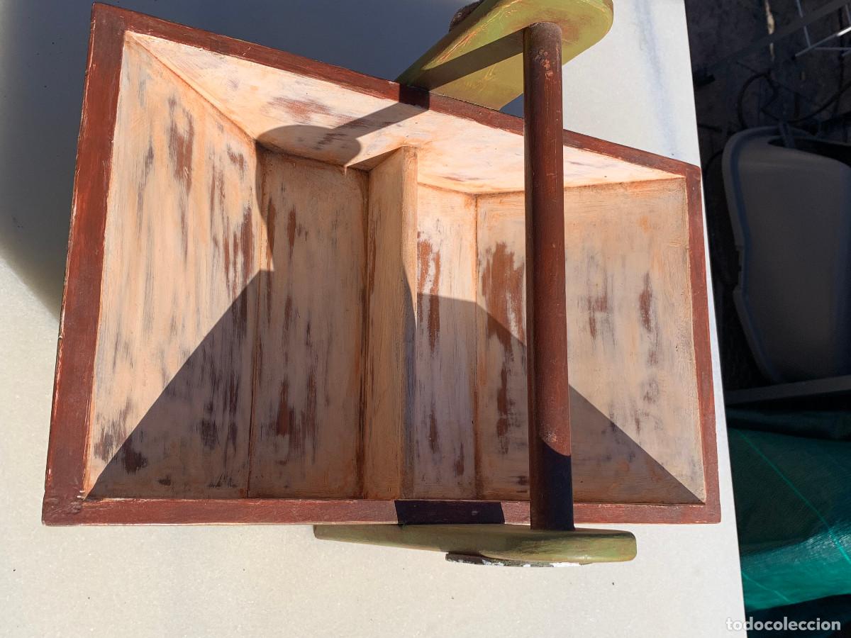 Antig&uuml;edades: Antiguo costurero de madera restaurado - Foto 8