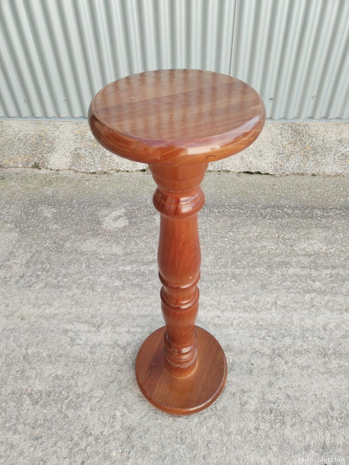 Antig&uuml;edades: peana columna pedestal de madera - Foto 7