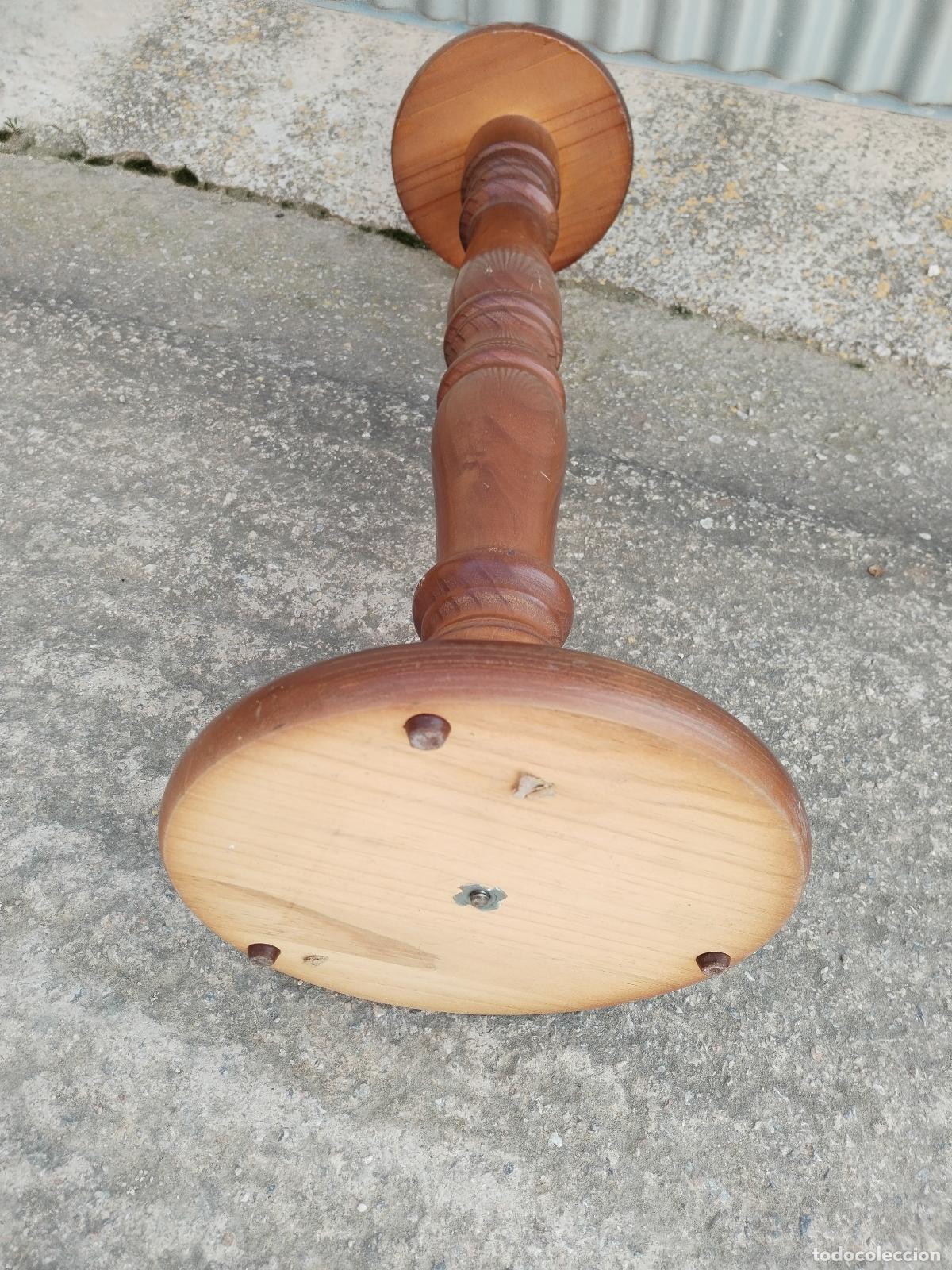 Antig&uuml;edades: peana columna pedestal de madera - Foto 8